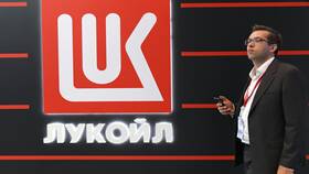 Почему не видно акций Лукойла в Фармация